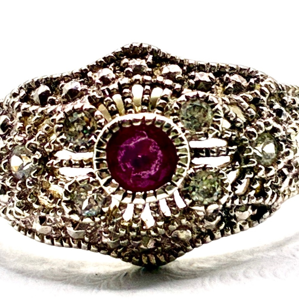 Signed Vintage 9.25 Sterling Silver White & Pink Cubic Zirconia Ring Size 11.25